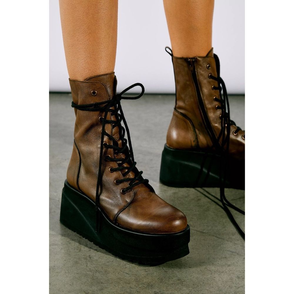 Free People FP Collection Nella Platform Lace-Up Leather Boots Brown